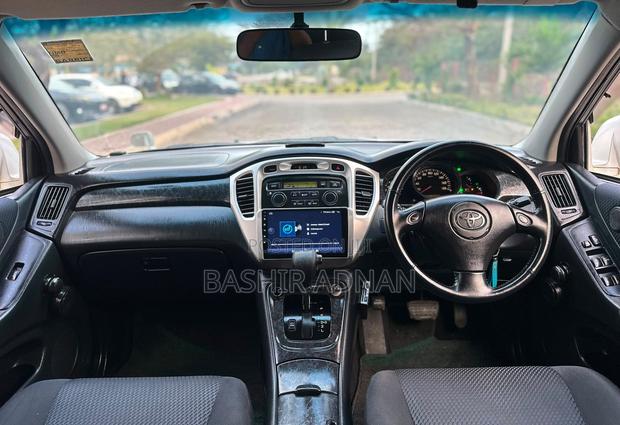 Toyota Kluger 2007 Silver