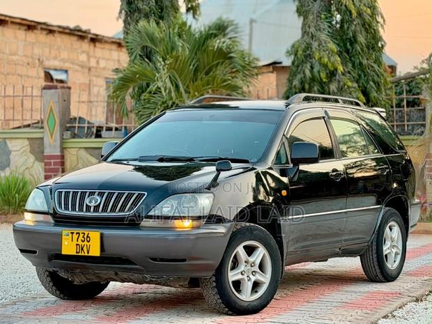 Toyota Harrier 2.4 2005 Black