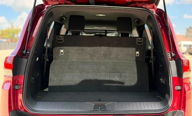 New Toyota Land Cruiser 2024 Red