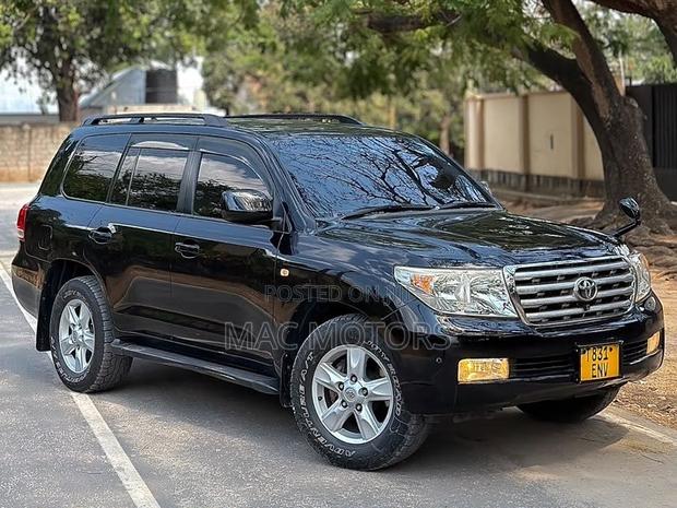Toyota Land Cruiser 2009 Black