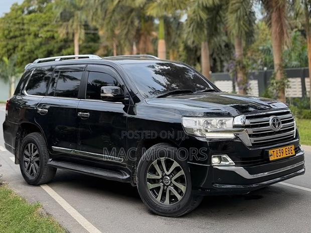 Toyota Land Cruiser 2014 Black