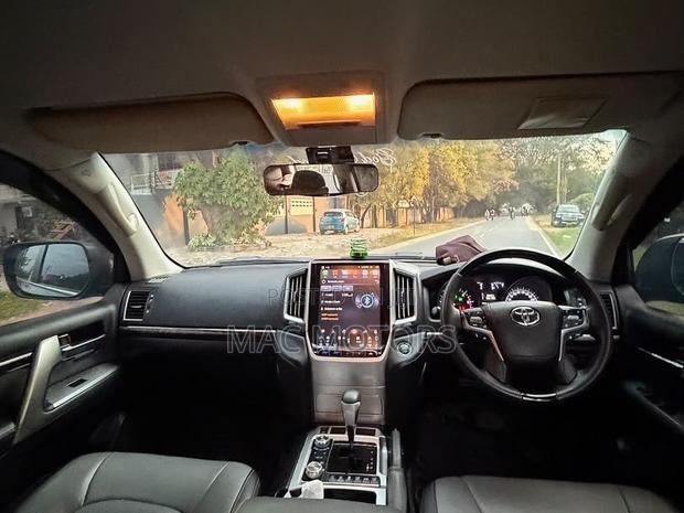 Toyota Land Cruiser 2014 Black