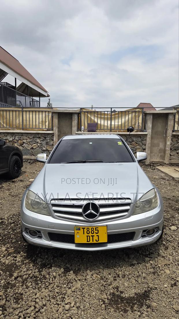 Mercedes-Benz C-Class 2007 Silver