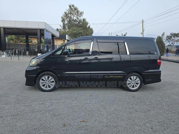 Toyota Alphard 2004 Black