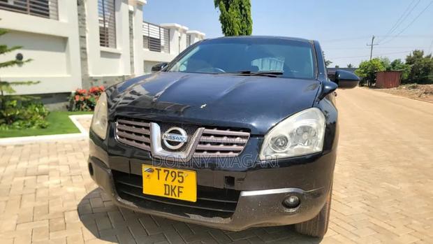 Nissan Dualis 2010 Black