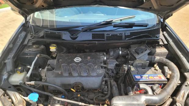Nissan Dualis 2010 Black