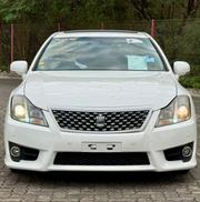 Toyota Crown 2011 White for sale