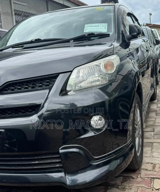 Toyota IST 2009 Black