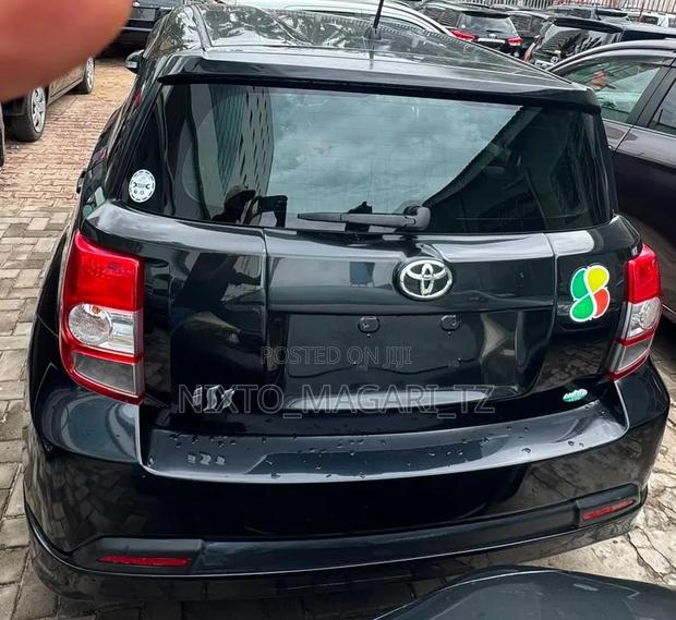Toyota IST 2009 Black