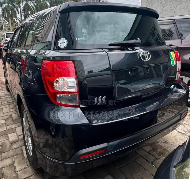 Toyota IST 2009 Black