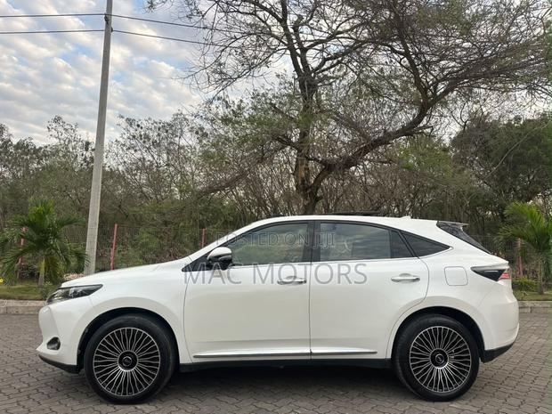 Toyota Harrier 2015 White