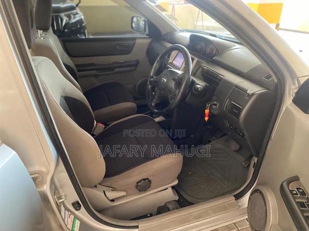Nissan X-Trail 2009 Gold