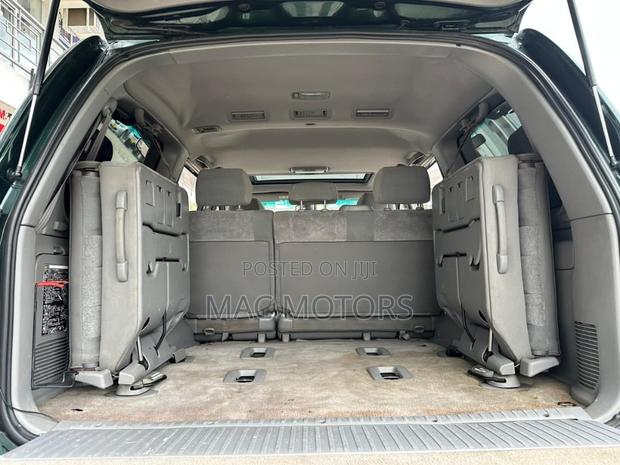 Toyota Land Cruiser 2005 Green