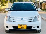 Toyota IST 2004 White for sale