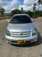 Toyota IST 2004 Silver for sale