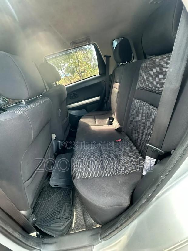 Toyota IST 2004 Silver