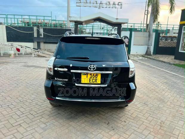 Toyota Vanguard 2009 Black