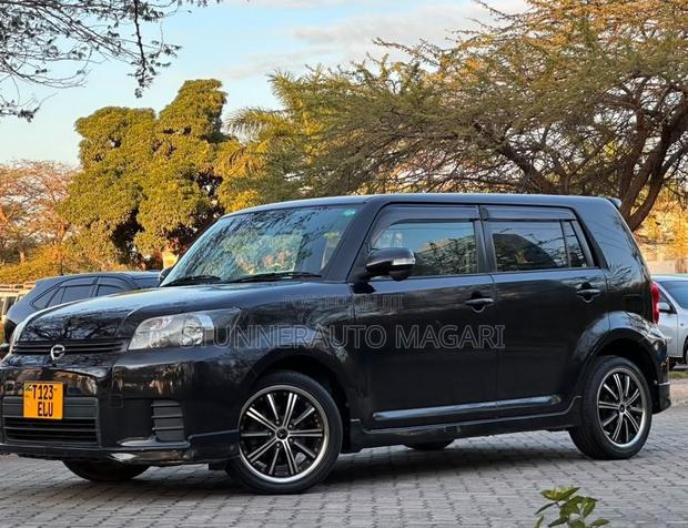 Toyota Corolla Rumion 2009 Black