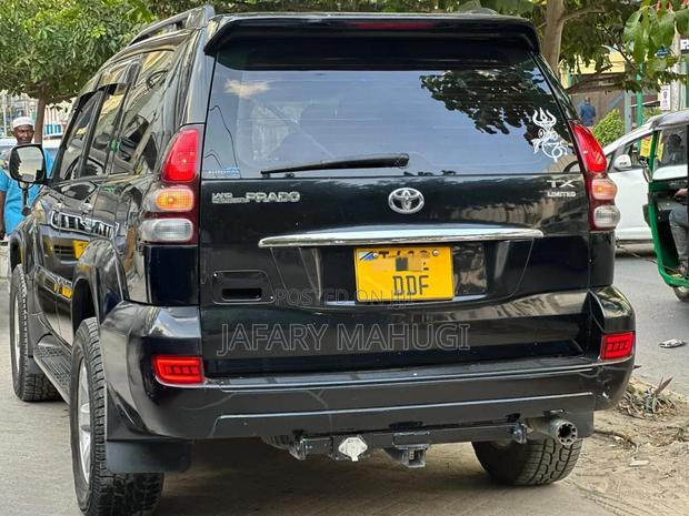 Toyota Land Cruiser Prado 2015 Black