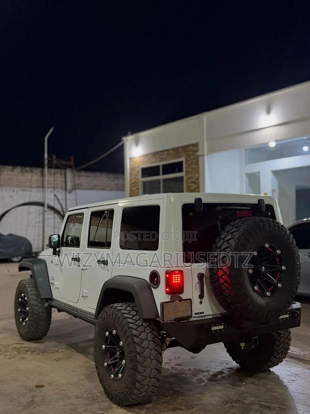 Jeep Wrangler 2018 Off white