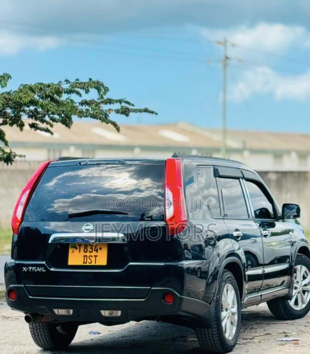 Nissan X-Trail 2010 Black