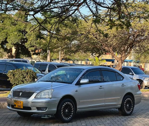 Toyota Premio 2004