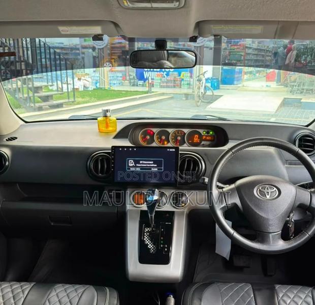 Toyota Corolla Rumion 2009 Black