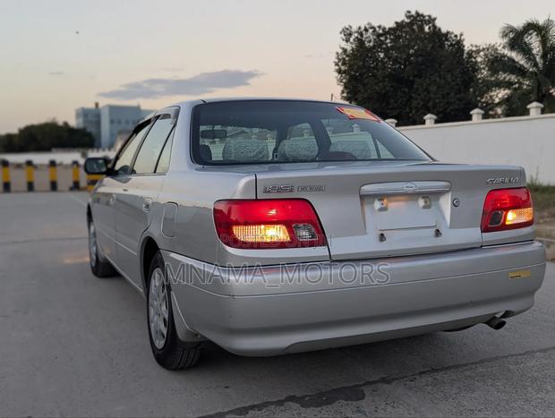 Toyota Carina 1999 Silver