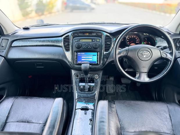 Toyota Kluger 2005 Black