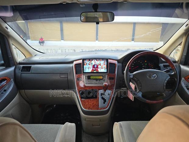 Toyota Alphard 2005 White