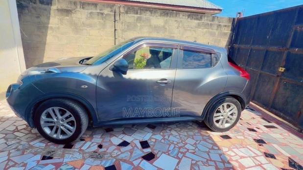 Nissan Juke SL Automatic 2011 Gray