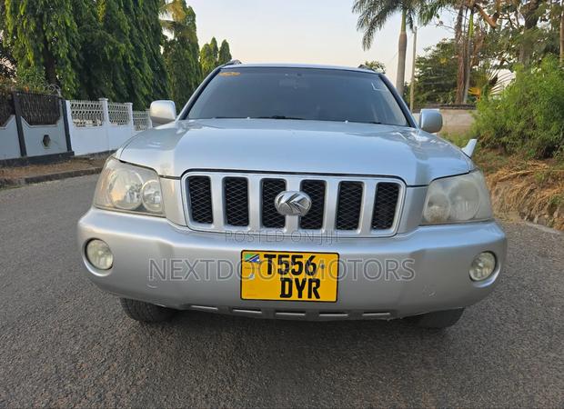 Toyota Kluger 2004 Silver