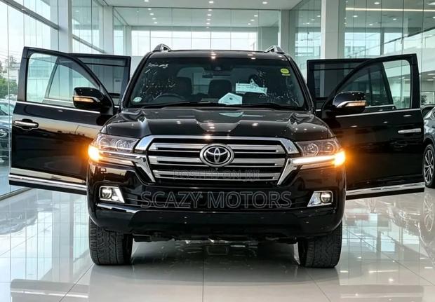 Toyota Land Cruiser 2024 Black