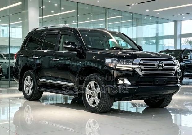 Toyota Land Cruiser 2016 Black