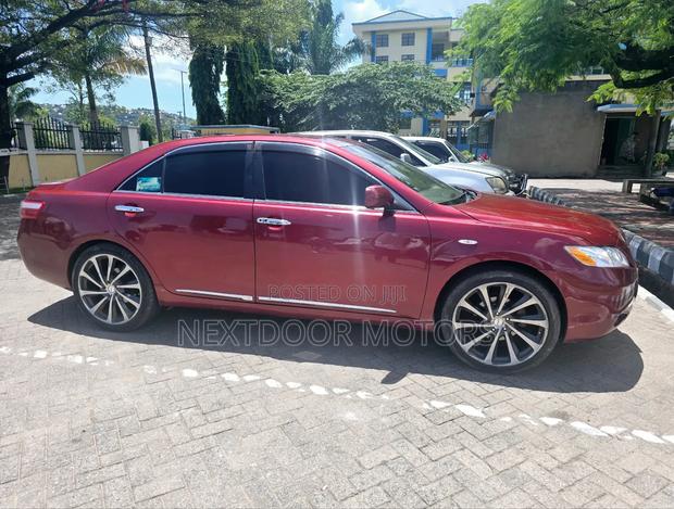 Toyota Camry 2005 Maroon