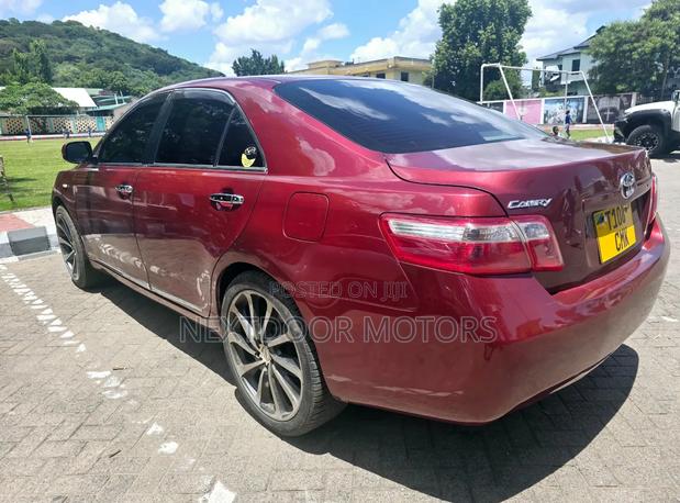 Toyota Camry 2005 Maroon