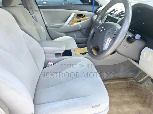 Toyota Camry 2005 Maroon
