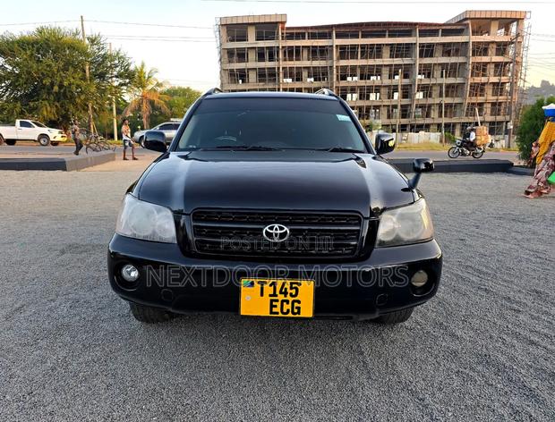 Toyota Kluger 2005 Black