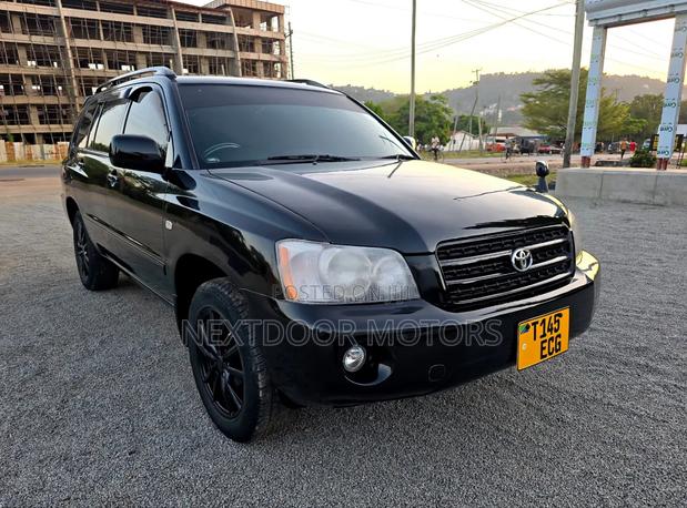 Toyota Kluger 2005 Black