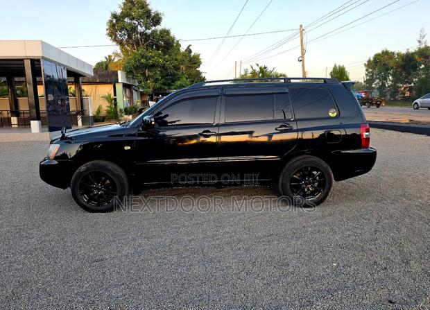Toyota Kluger 2005 Black