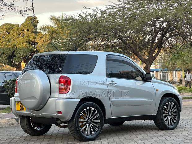 Toyota RAV4 Automatic 2003 Silver