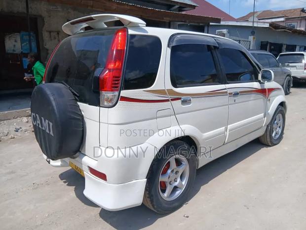 Toyota Cami 2008 White