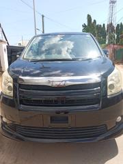 Toyota Noah 2.0 143hp FWD (7 Seater) 2009 Black for sale