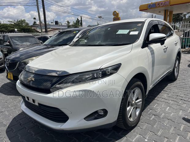 Toyota Harrier 2016 White