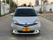 Toyota Ractis 2010 Silver for sale