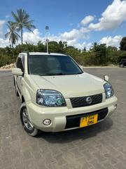 Nissan X-Trail 2005 Ivory for sale