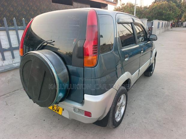 Daihatsu Terios 2006 Green