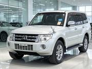 Mitsubishi Pajero 2013 Silver for sale