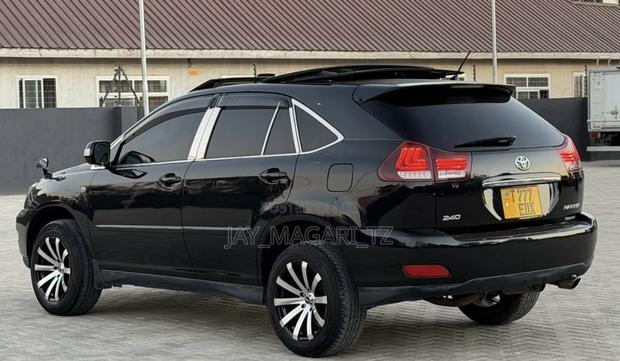 Toyota Harrier 2005 Black