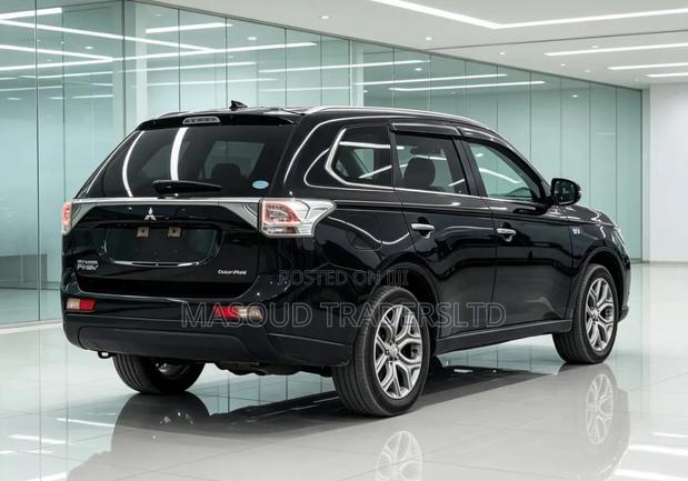 Mitsubishi Outlander 2015